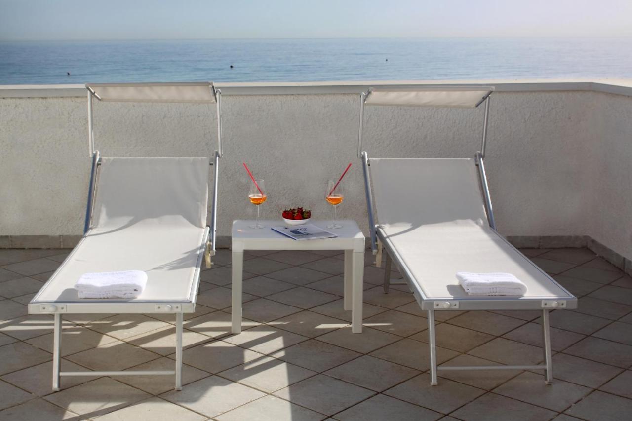 Dimora Grazia In Riva Al Mare Appartement Monopoli Buitenkant foto